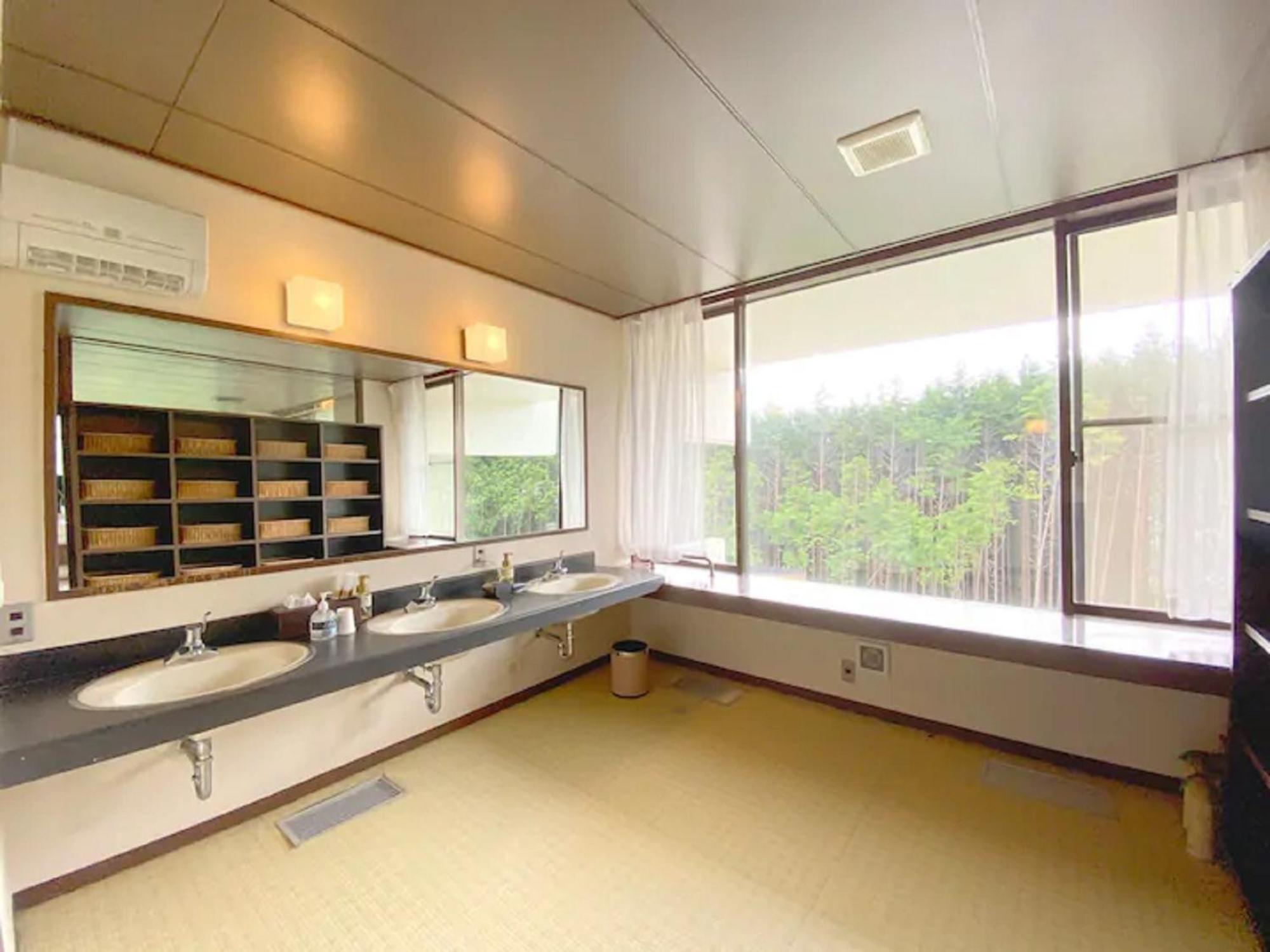 Fuji Yamanakako Resort Hotel - Vacation Stay 03064V Exteriör bild